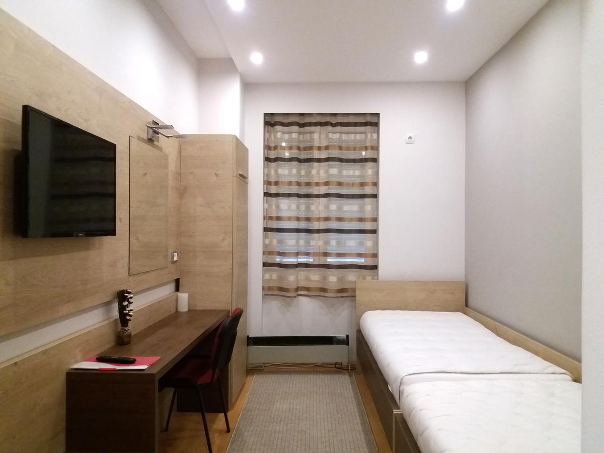 Apartment Millas Ниш Екстер'єр фото
